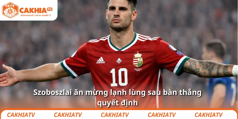 Szoboszlai ăn mừng lạnh lùng sau bàn thắng quyết định